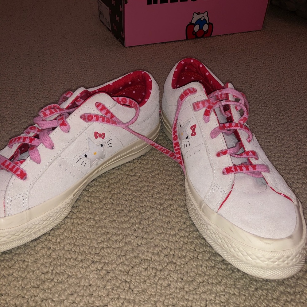 Reposhed Hello Kitty converse!!